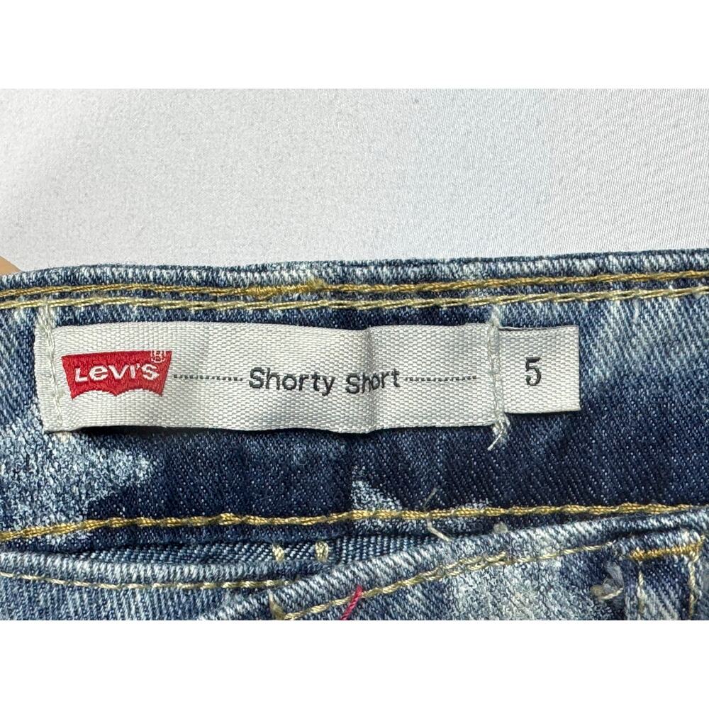 Levi's Women's Cut Off Star Print Blue Denim Shorty Shorts - Size 5 (31x2)* - Picture 4 of 5